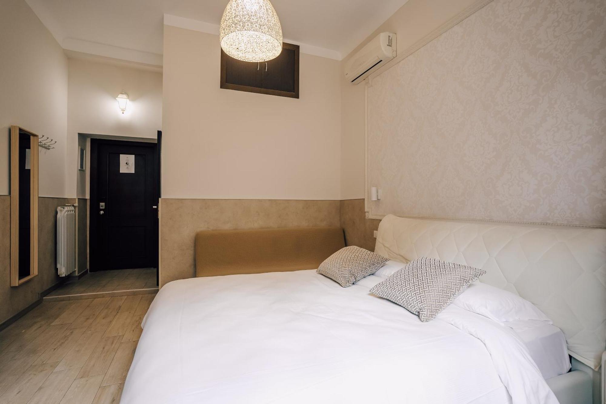 Mirabilia House Hotel โรม ภายนอก รูปภาพ